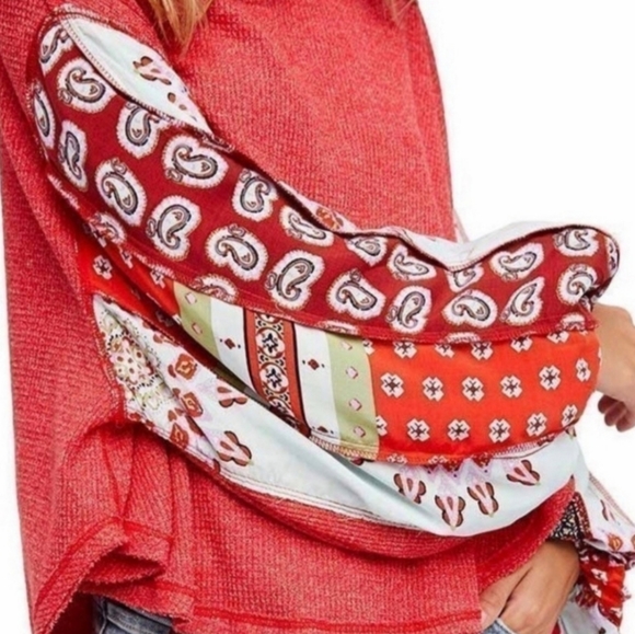 EUC | We the Free | Free People | Red Blossom Waffle Knit Top | Size L - Picture 2 of 7